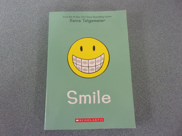 Smile by Raina Telgemeier (Paperback)