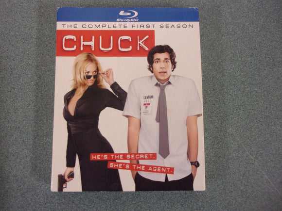 Chuck: The Complete First Season (Choose DVD or Blu-ray Disc)
