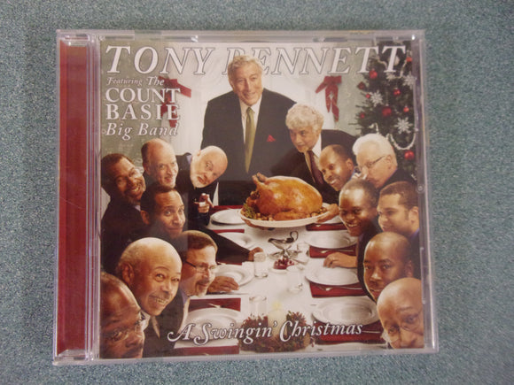 Tony Bennett Featuring the Count Basie Big Band: A Swingin' Christmas (Music CD)