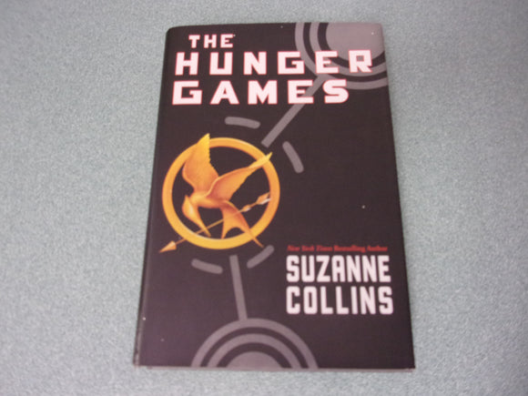 The Hunger Games by Suzanne Collins (Paperback)