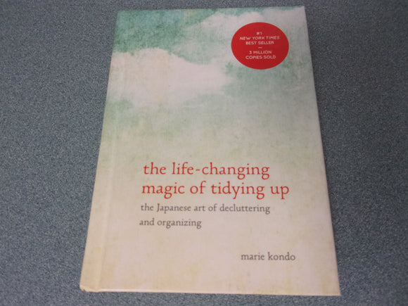 The Life-Changing Magic of Tidying Up by Marie Kondo (Hardcover)