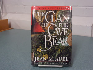 The Clan Of The Cave Bear: Earth's Children by Jean M. Auel (Trade Paperback)