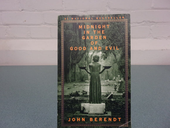 Midnight in the Garden of Good and Evil by John Berendt (HC/DJ)