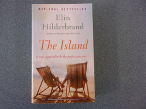 The Island by Elin Hilderbrand (Mass Market Paperback)