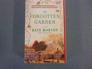 The Forgotten Garden by Kate Morton (HC/DJ)
