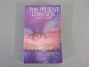 This Present Darkness by Frank E. Peretti (Paperback)