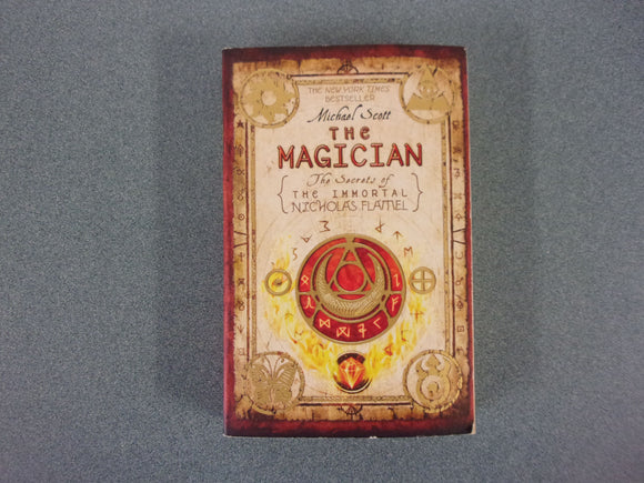 The Magician: The Secrets of the Immortal Nicholas Flamel, Book 2 by Michael Scott (Paperback)