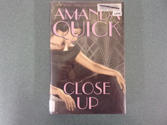 Close Up: Burning Cove, Book 4 by Amanda Quick (Ex-Library HC/DJ)