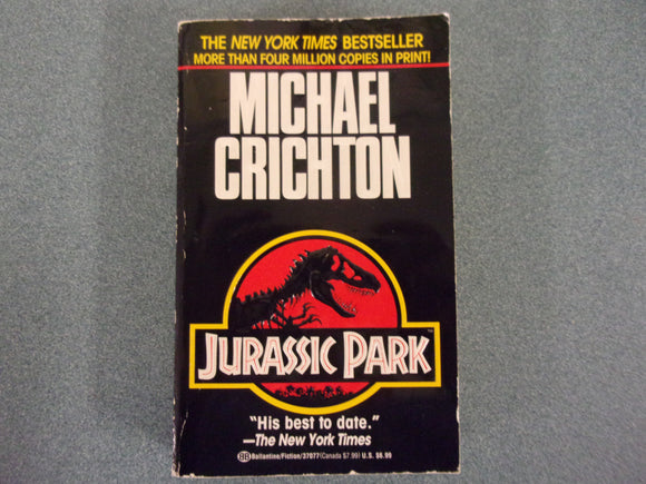 Jurassic Park by Michael Crichton (Mass Market Paperback)